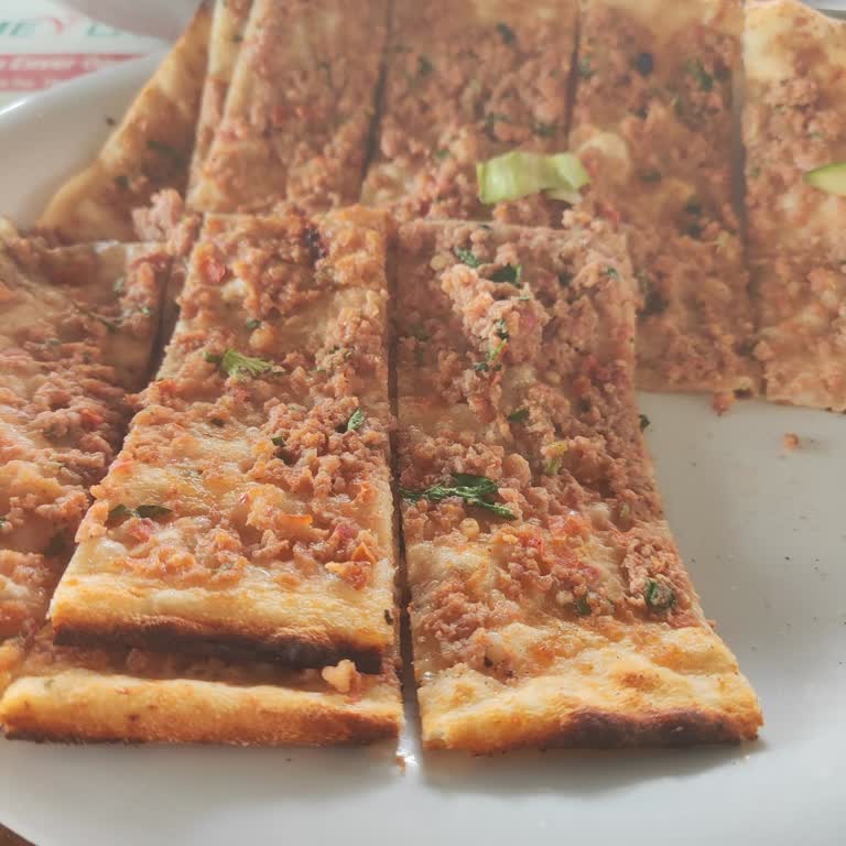 Mevlana Pide Yüksek Fiyatlar Ve Hijyen Sorunları!