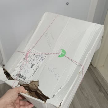 PttAVM PTT Kargo İle Ezilmekten De Öte Bir Hal Alan Kutu