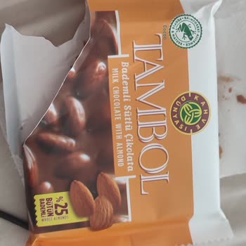 Kahve Dünyası'nda Düşük Kaliteli Bademler