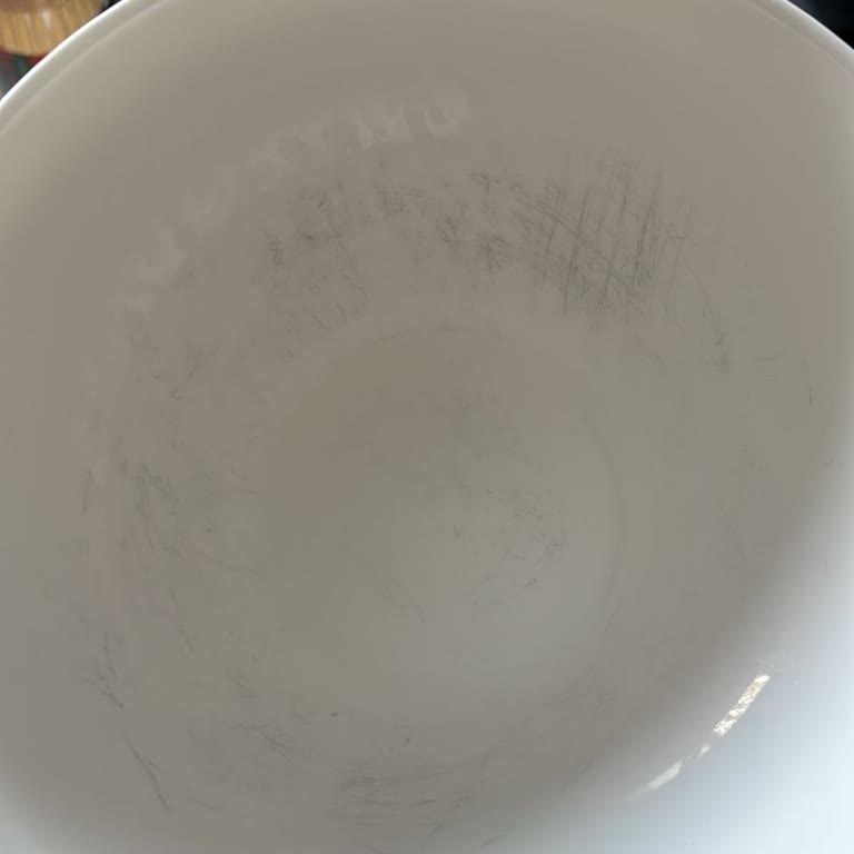 Kütahya Porselenden Yemek Takımı Alırsanız Bulaşığı Elde Yıkarsınız.