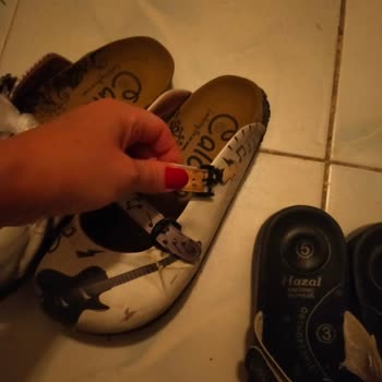 Mundos Terlik Fiyatını Hak Edecek Kalitede Değil