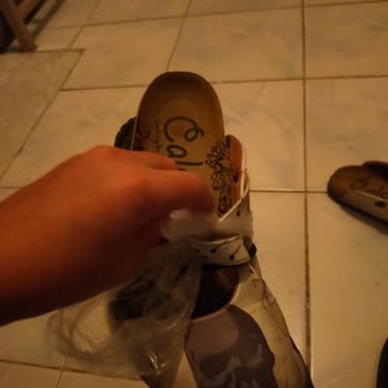 Mundos Terlik Fiyatını Hak Edecek Kalitede Değil