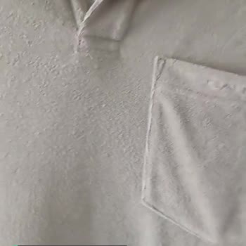 Gant Tişörtte Oluşan Çıkmayan Lekeler