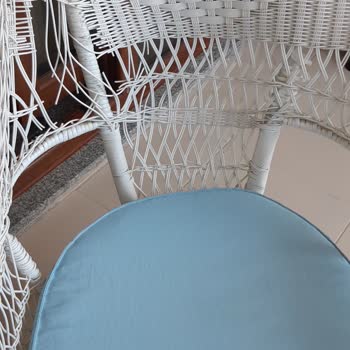 İstikbal Rattan Balkon Takımı Parçalanıyor.
