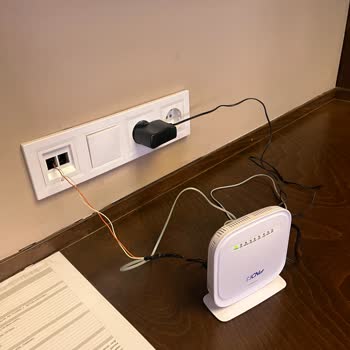 Sadenet 3 Haftadır İnternetimiz Yok Kurulumda Ekstra Para Alındı Modem Eski