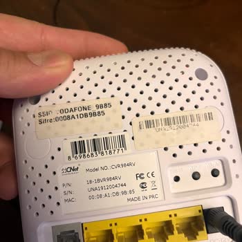 Sadenet 3 Haftadır İnternetimiz Yok Kurulumda Ekstra Para Alındı Modem Eski