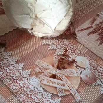 Yöresel Peynir Çarşısı Eksik Ve Kırık Ürün Teslimatı: Mağduriyetimin Giderilmesini İstiyorum