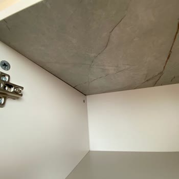 Esme Alışveriş Merkezi Esmenin Kurumsallık Adı Altında İnsanları Mahcup Etmesi