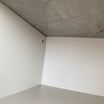 Esme Alışveriş Merkezi Esmenin Kurumsallık Adı Altında İnsanları Mahcup Etmesi