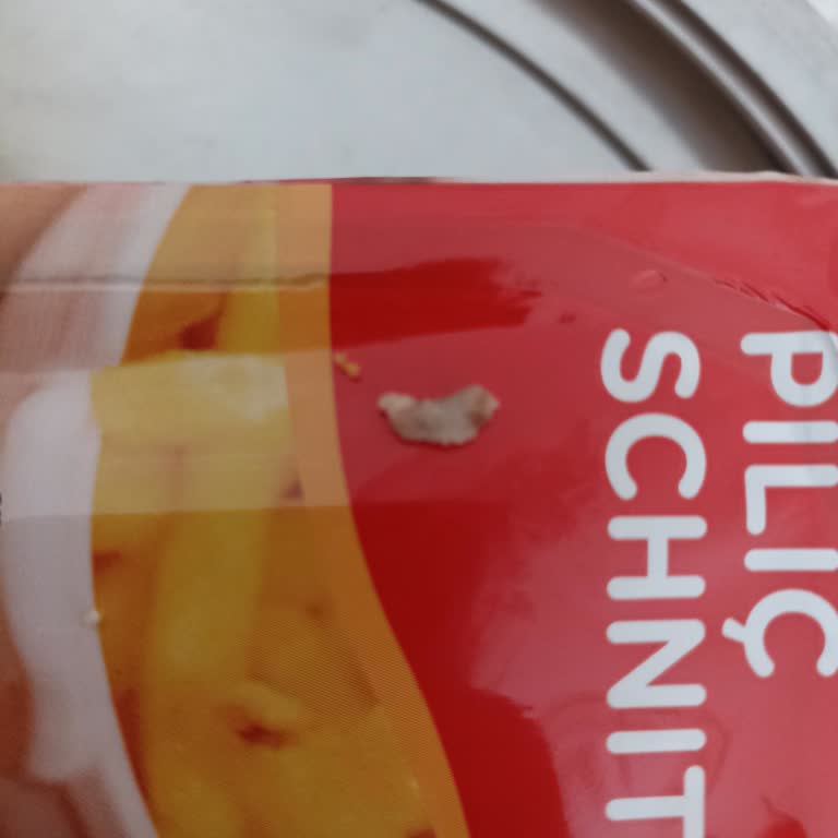 Keskinoğlu Schnitzel'in İçinden Kemik Çıktı