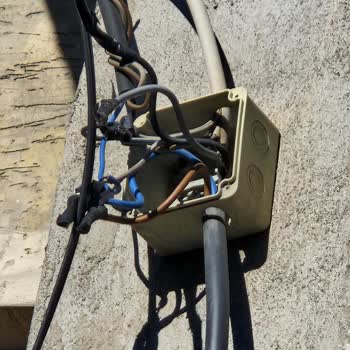 Alo 186 Bedaş Çağrı Merkezi Bağlık Tepesi'nde İki Senelik Elektrik Kesintisi Sorunu