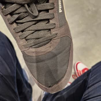 Puma Spor Ayakkabı Yırtık