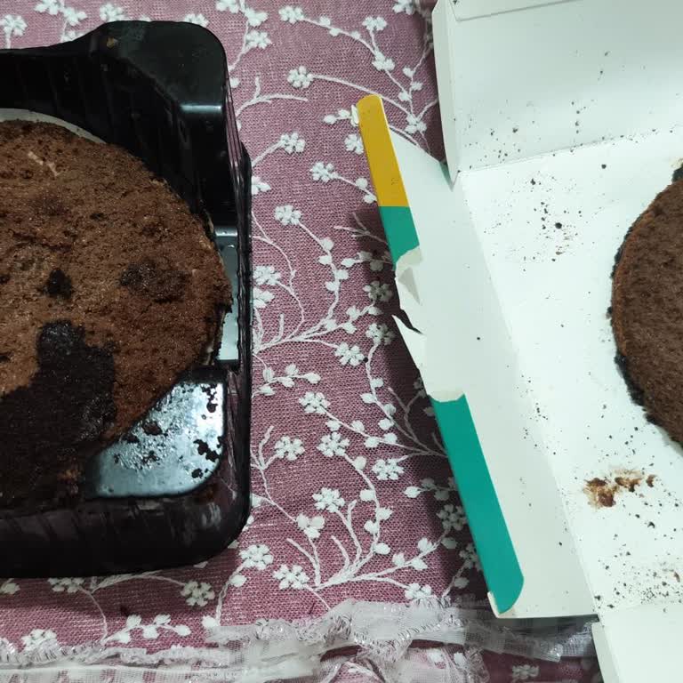 Migros Bozulmuş Ve Yanlış Sipariş Gönderildi Ve 3 Gündür Oyalıyorlar.