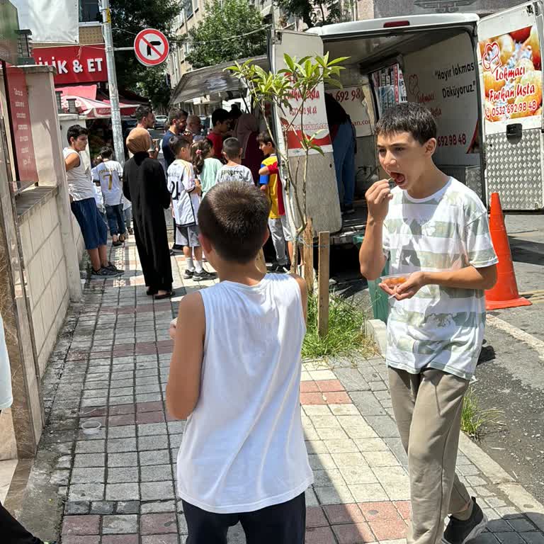 Lokmacı Furkan Usta Lokma Döktürme Hizmetinde Büyük Hayal Kırıklığı