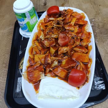 Yaprak Dönercisi Terayağı Yerine Motor Yağı :)