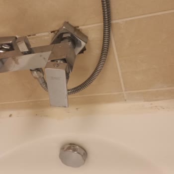 Otelz Hotelz Com Mağdur Etti Resimlere Güvenerek Gittiğimiz Otel Hijyensiz