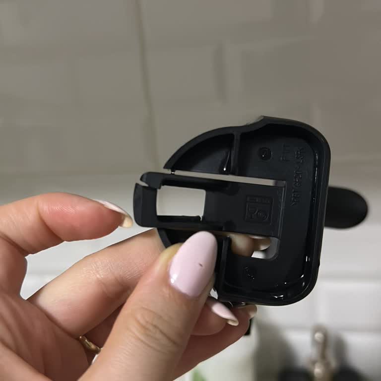 PHILIPS Ev Aletleri Philips Lattego Süt Haznesi Hemen Kırıldı Su Damlatıyor