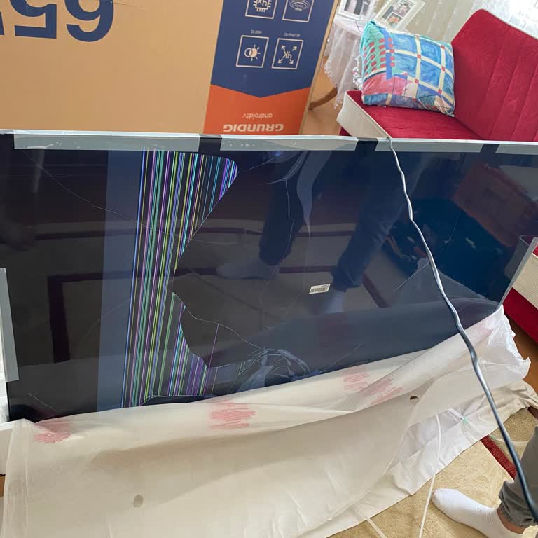 Amazon'dan Alınan TV'nin Kırık Gelmesi Ve İade Süreci Sorunu