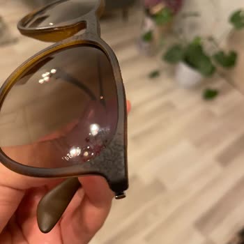 Atasun'dan Alınan Rayban Gözlük Çerçevesi Kaplaması 6 Ayda Çatladı