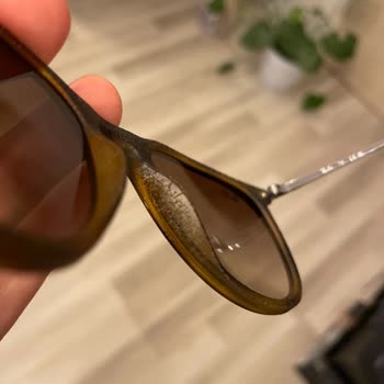 Rayban 4171 Erika Sunglasses Frame Coating Flaking in 6 Months