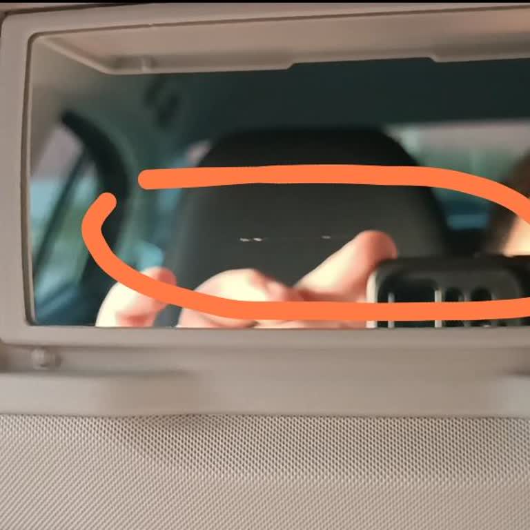 Renault Ayıplı Güneşlik Aynası