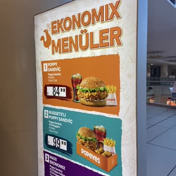 Popeyes Grileşmiş Patates Kızartması