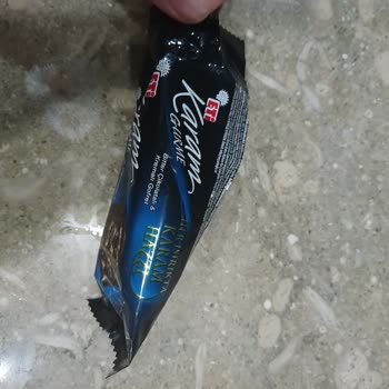 Eti Gıda Eti Gurme Karam Çikolata Böcekli Çıktı Yemeyin, Yedirmeyin.
