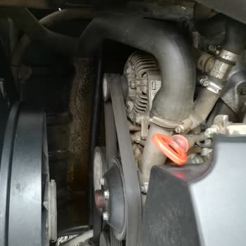 Bosch Car Servise Verdikten Sonra 1 Hafta İçinde Aracımız Yağ Kaçırdı