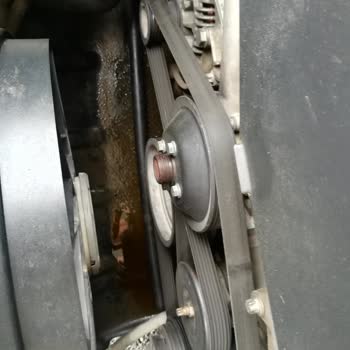 Bosch Car Servise Verdikten Sonra 1 Hafta İçinde Aracımız Yağ Kaçırdı