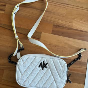 Boyner Armanı Beyaz Çanta Firma Hatasını Kabul Etmiyor!