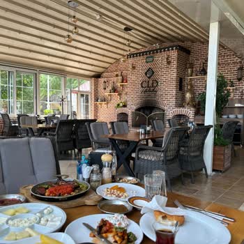 Halimbey Sofrası Sinekli Bakkal