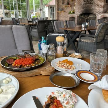 Halimbey Sofrası Sinekli Bakkal