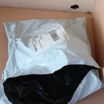 Sürat Kargo Kargomu Açmış Boş Paket Götürmüş