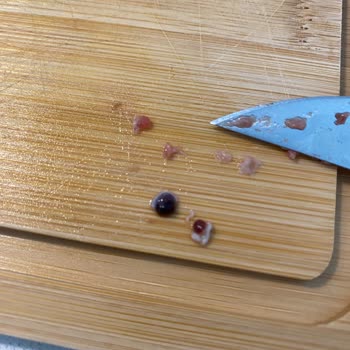 Migros Uzman Kasap İçinden Çıkan Garip Et Parçası