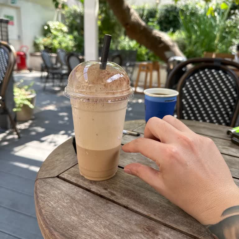 Beşiktaş Cafe Nero Baristanın Yapamadığı Ice White Chocolate Mocca