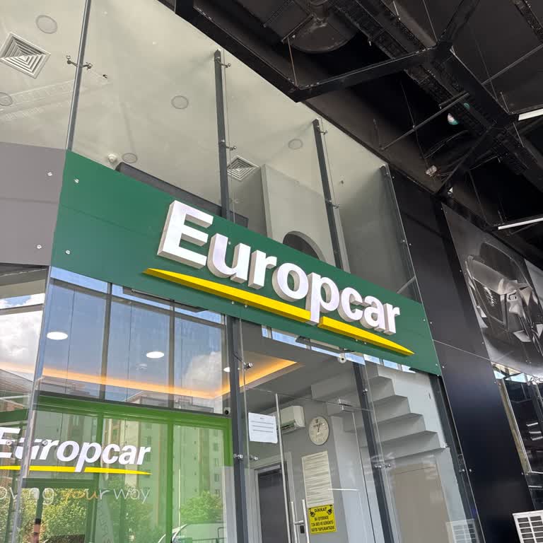Europcar Rezervasyon Sorunu Ve İlgisiz Çalışanlar