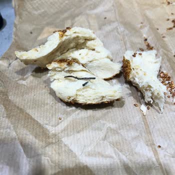 Migros Simit İçinden Çıkan Belirsiz Şeyler