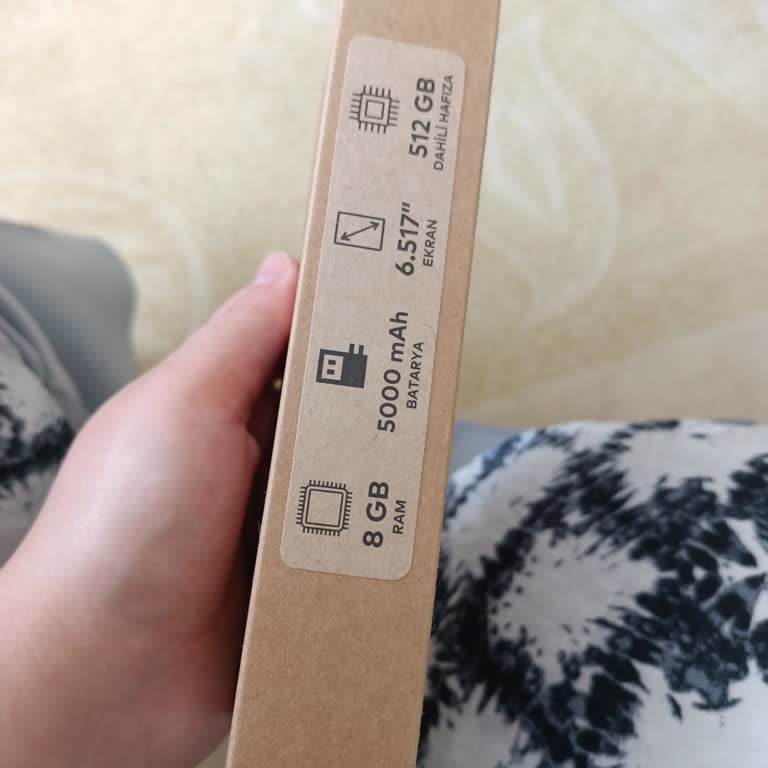 Reeder S23 Form AVM Erzurum Çalışanı Çok Kaba Davrandı
