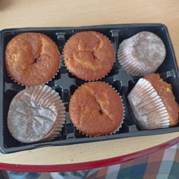 Ülker Dankek Magmanın Paketten Ters Ve Parçalanmış Şekilde Çıkması