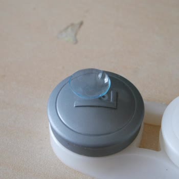 Lensmarket.com Dan Aldığım Biofinity Lens Yırtıldı