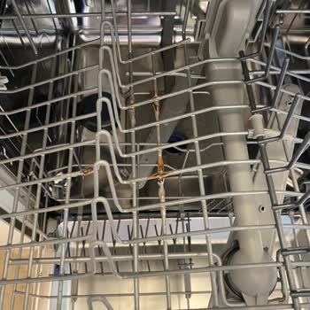 Beko Bulaşık Makinesi Üst Sepet Kaplama Soyulması