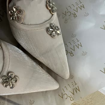 Marcatelli Kirli Ve Kullanılmış Ayakkabı Gönderdi