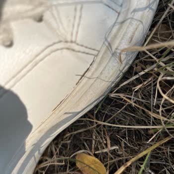 Pull And Bear Ayakkabı Kalitesizliği Yanlardan Açılma