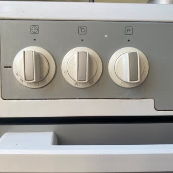 Arçelik Fırın Düğmesi Silindi