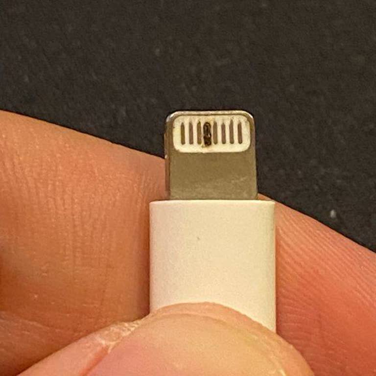 İPhone 14 Şarj Soketi Kullanıcı Hatası