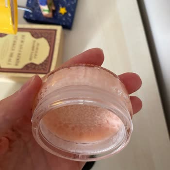 Müberya Sağlam Makeup Studio Kaş Wax Ürün Değerlendirmesi