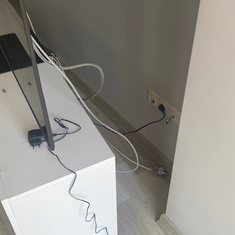 Kablo TV 5 Gündür İlgilenmiyor