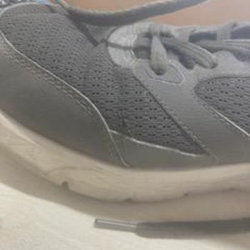 Skechers Pişmanlığı Kimseye Önermiyorum ) :