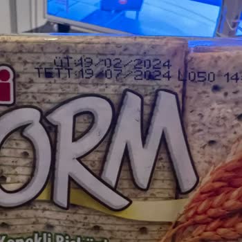 Migros Tarihi Geçmiş Ürün Satıyor!