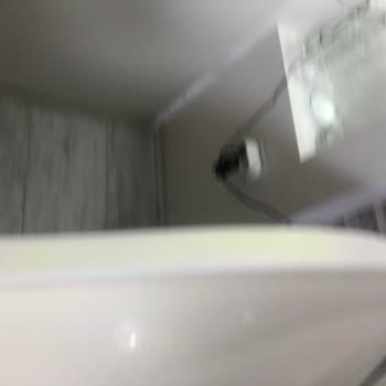 Meltem Modüler Mobilya Krem Rengi Lake Mobilya Sarı Ve Yeşil Arası Renk Aldı
